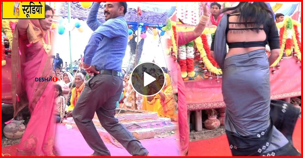 Tremendous dance on folk songs performed in the pandal, people sitting behind began to dance