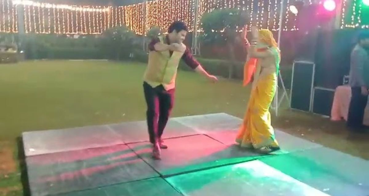 Devar Bhabhi's couple did a dance on DJ